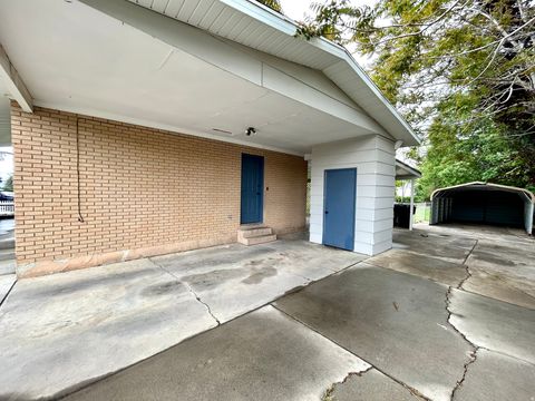 Tiny photo for 441 S 400 E, Payson, UT 84651 (MLS # 2161881)