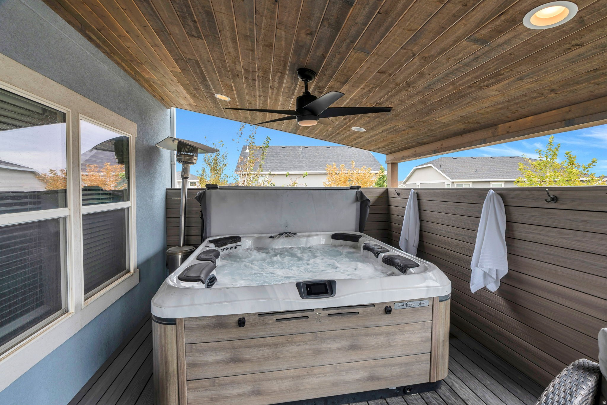 MEADOWS - Residential