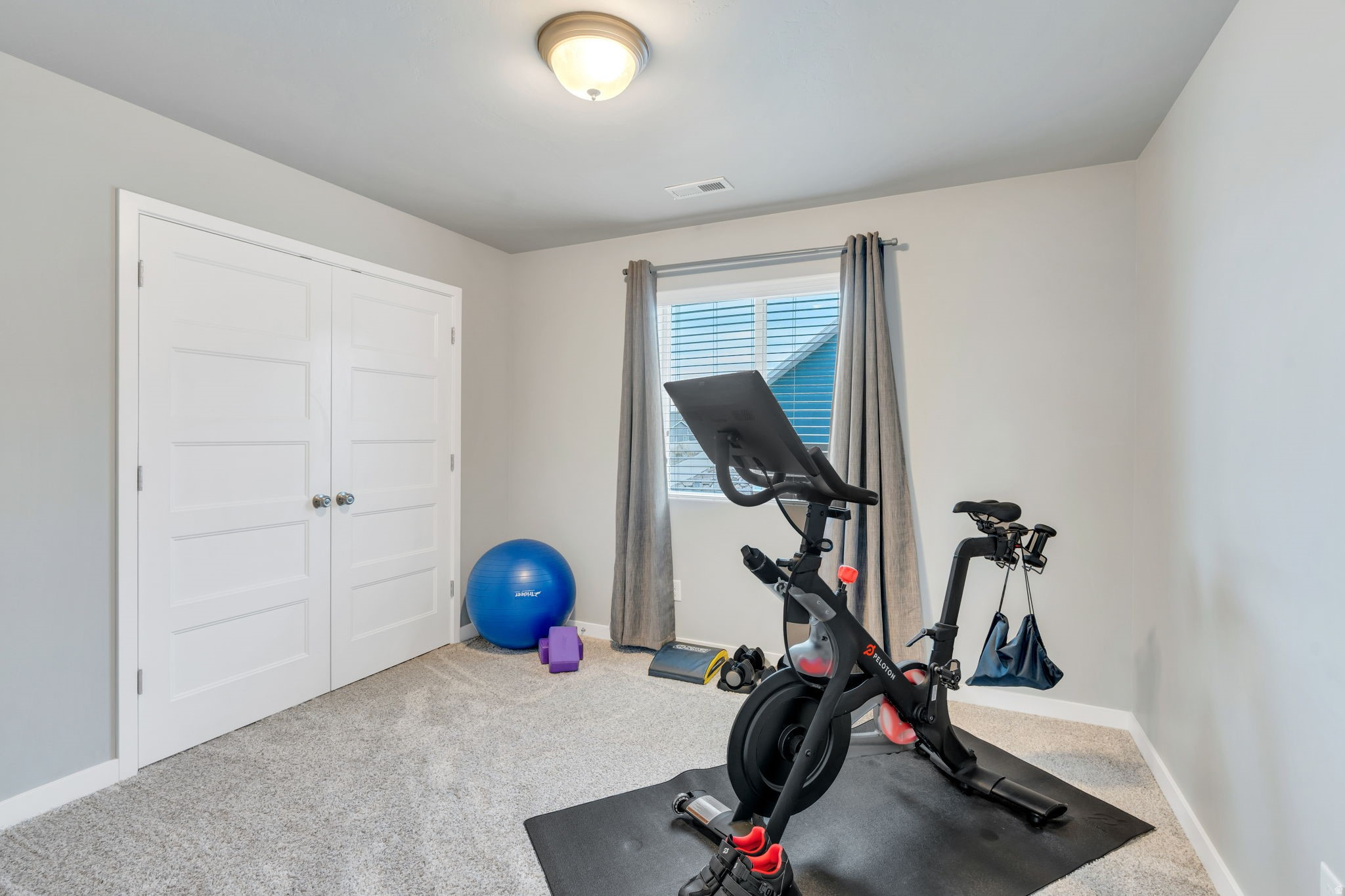 MEADOWS - Residential