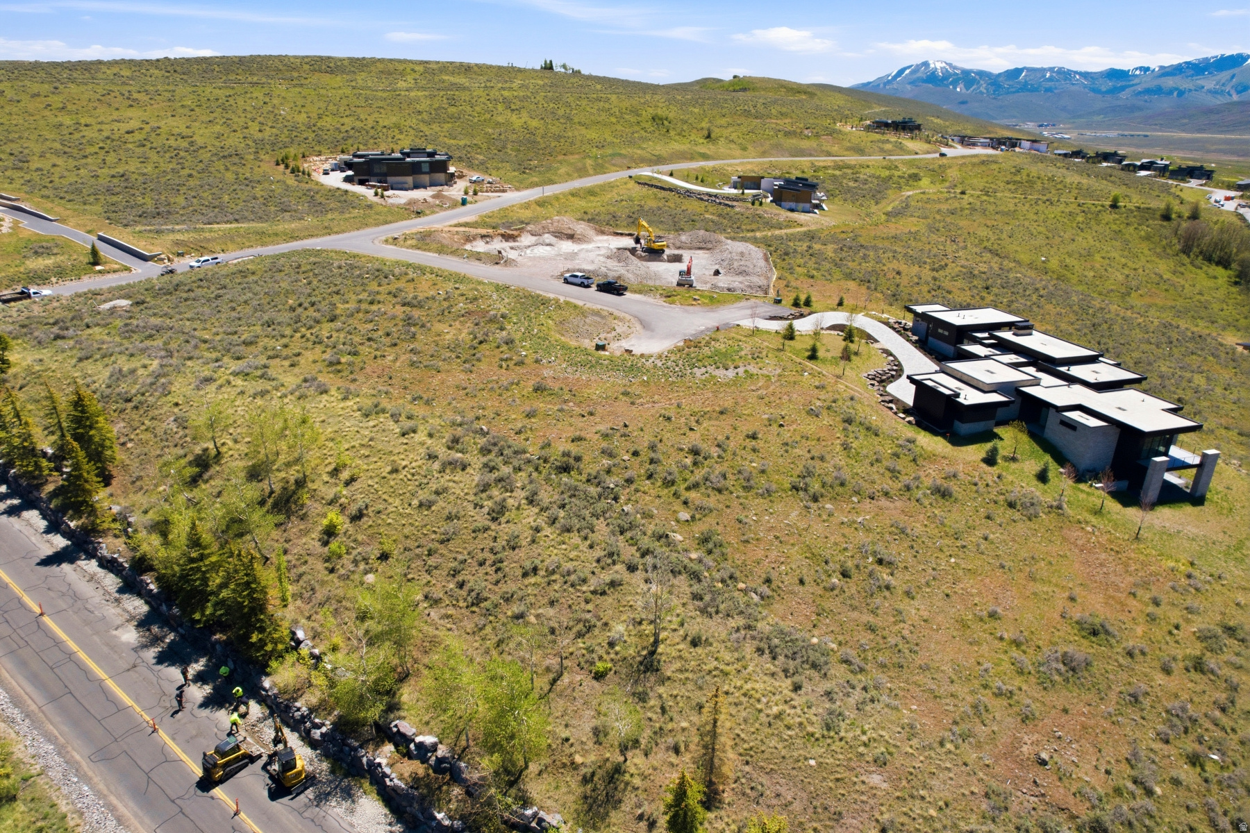 ELK RIDGE BLUFFS - Land