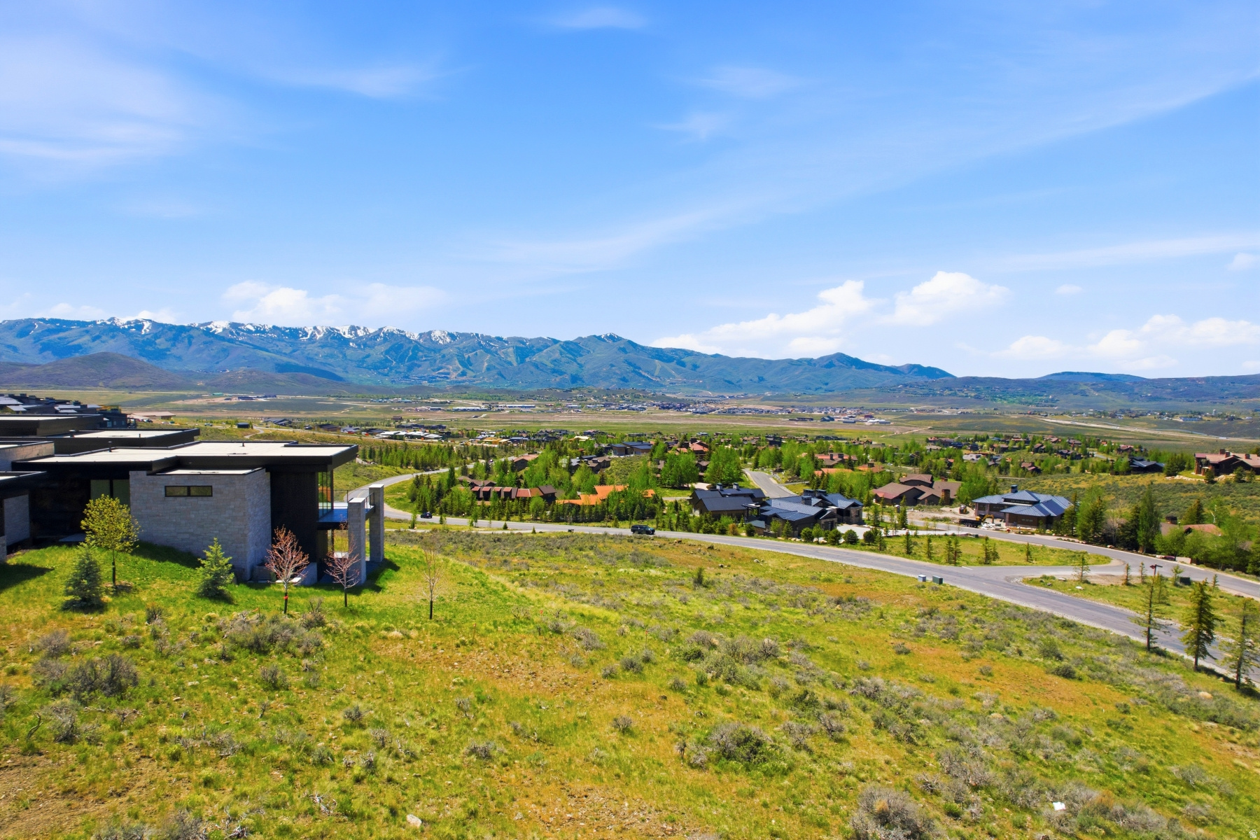 ELK RIDGE BLUFFS - Land