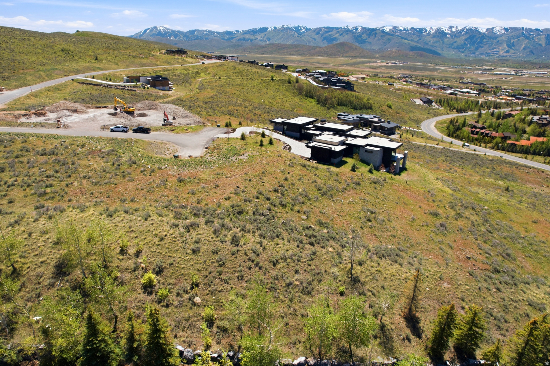 ELK RIDGE BLUFFS - Land