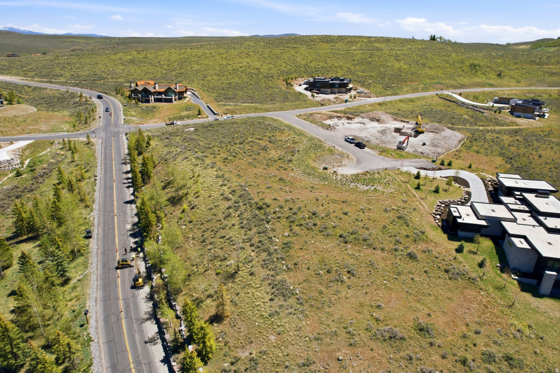 ELK RIDGE BLUFFS - Land