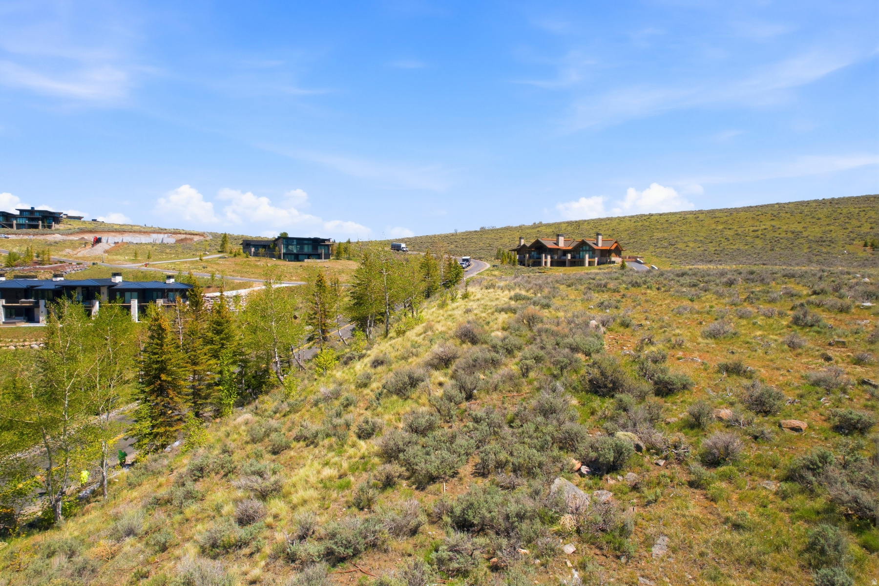 ELK RIDGE BLUFFS - Land