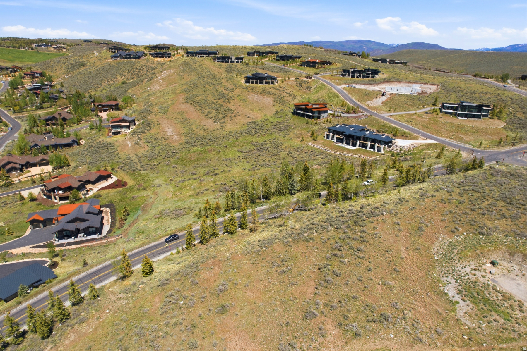 ELK RIDGE BLUFFS - Land