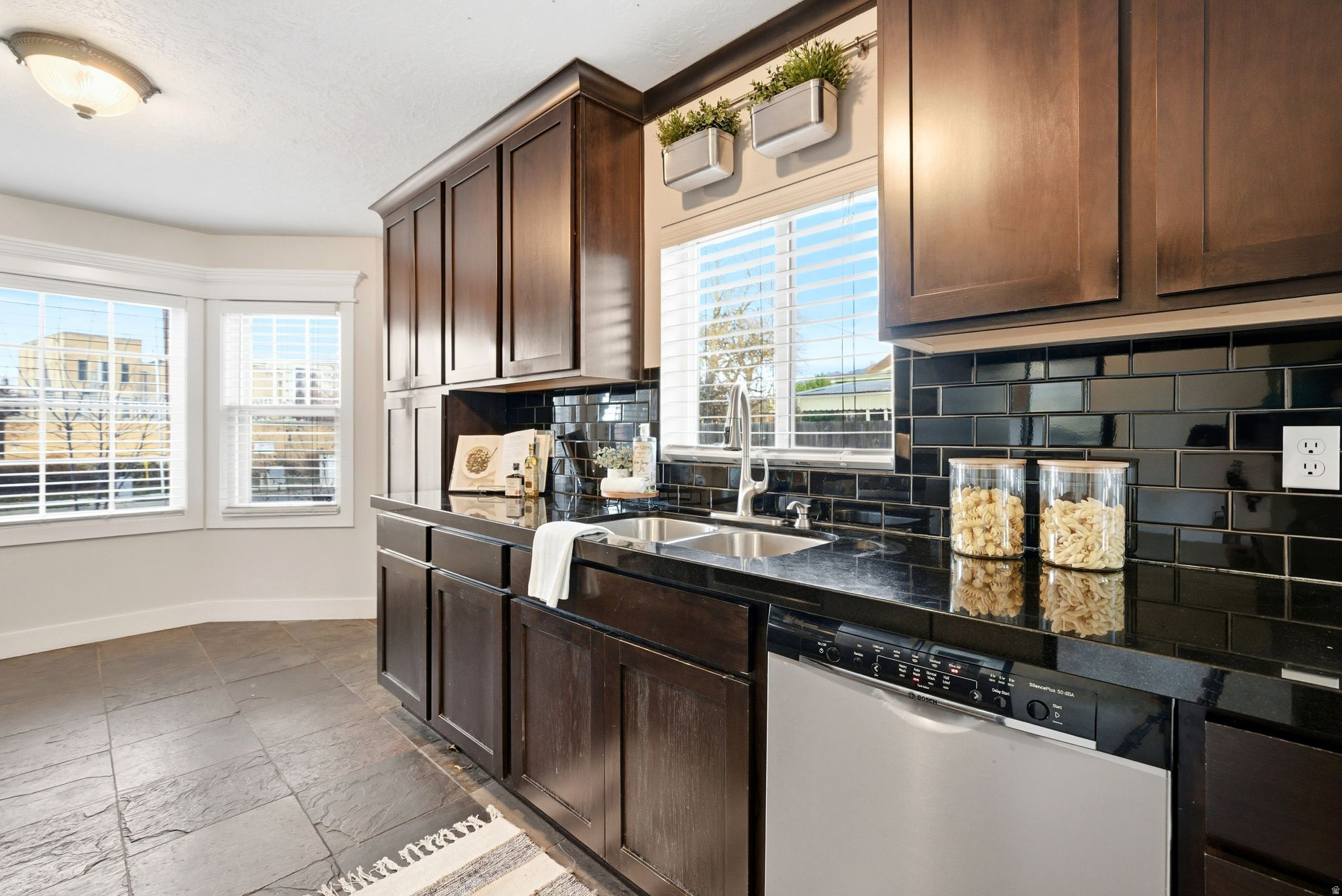 HIGHLAND PARK PLAT B - Residential