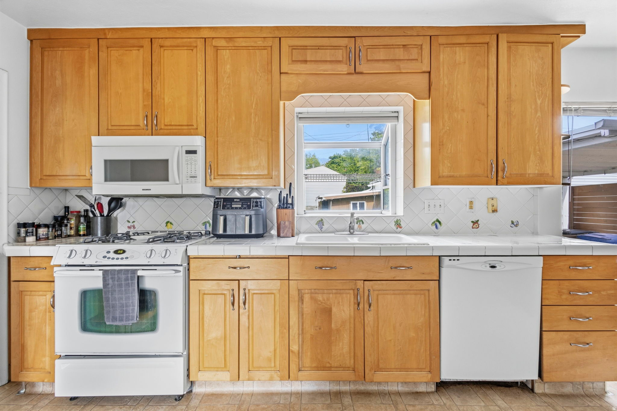 HIGHLAND PARK - Residential