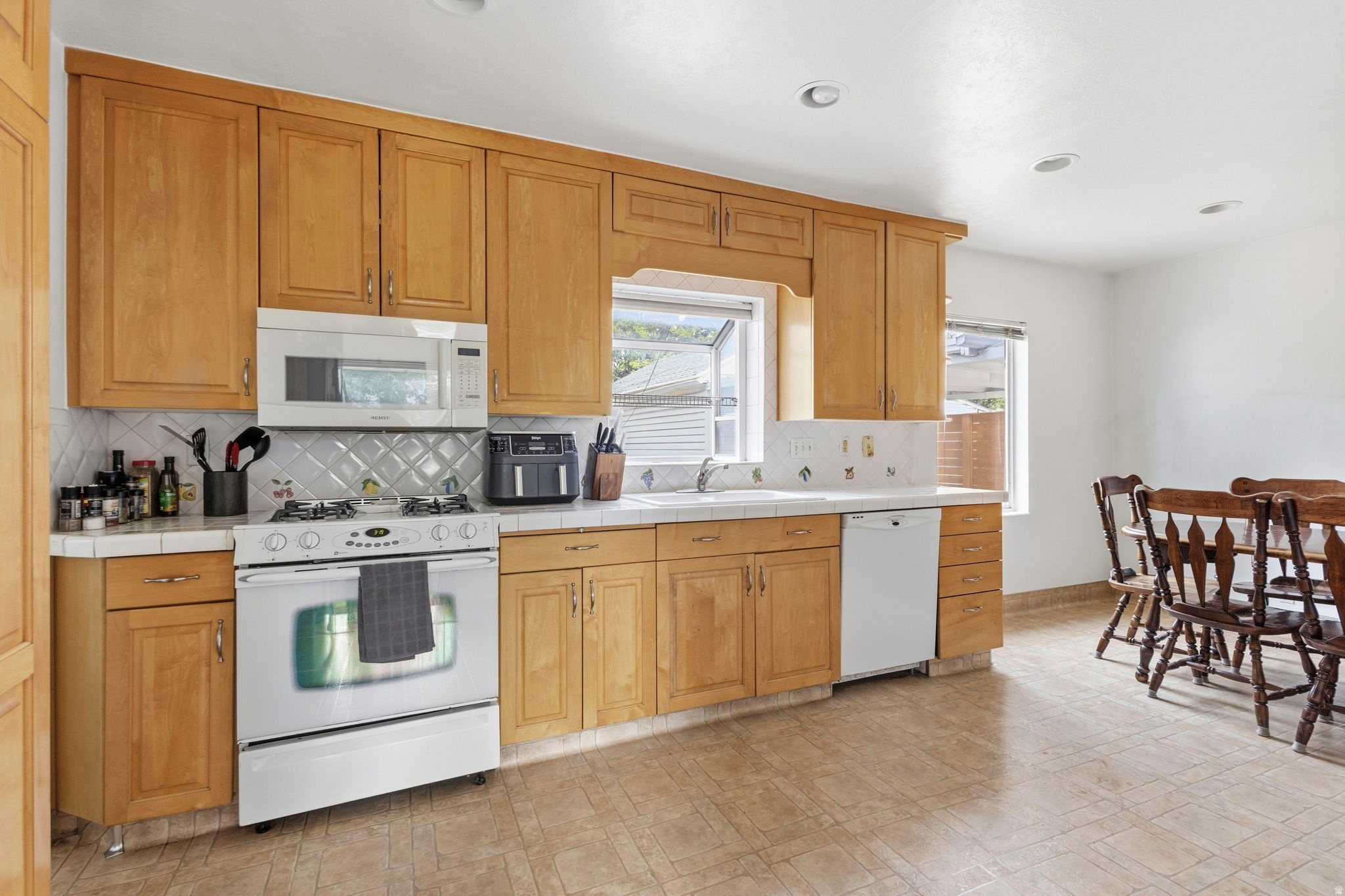HIGHLAND PARK - Residential