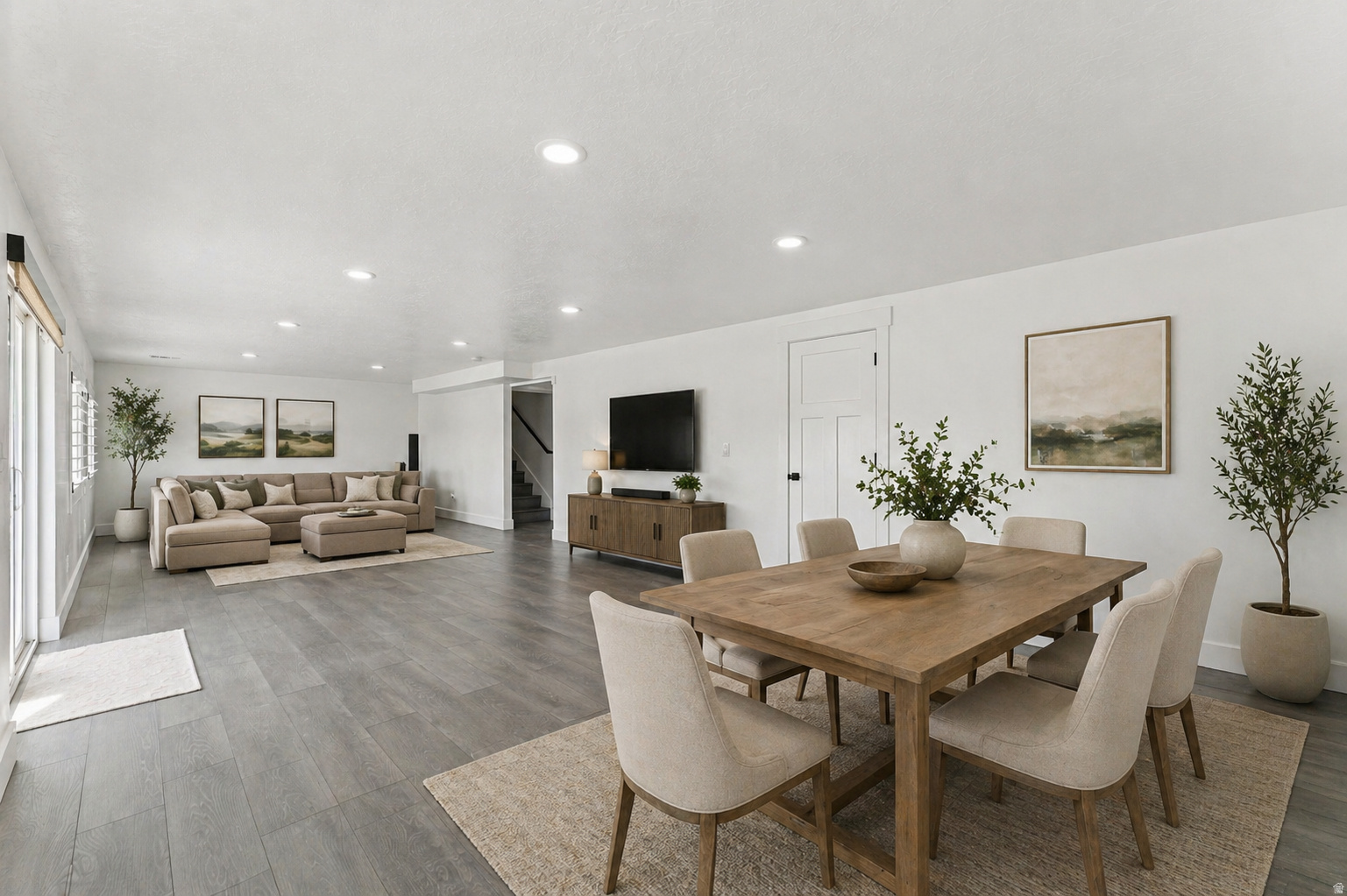 QUAILHILL - Residential