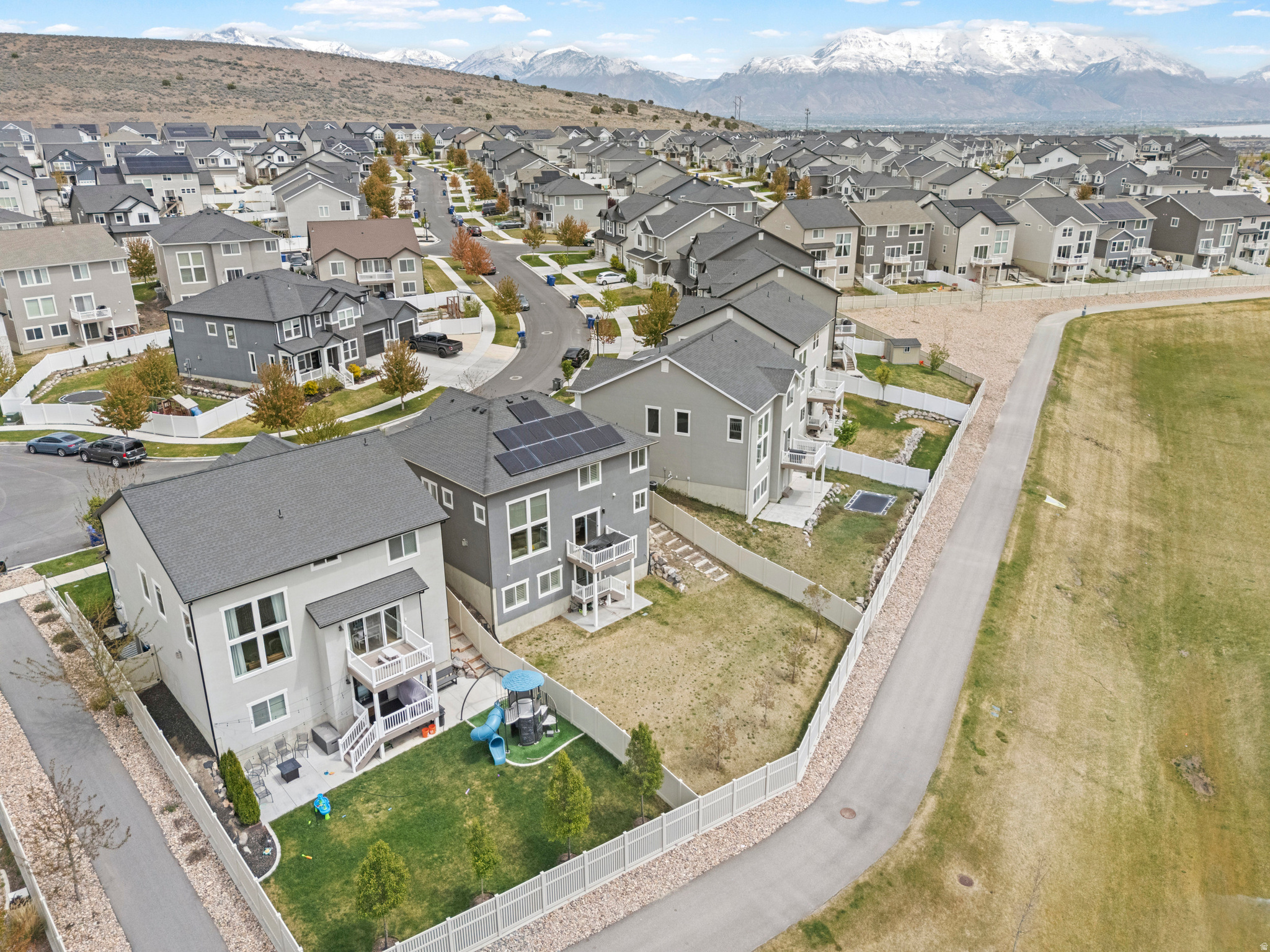 QUAILHILL - Residential