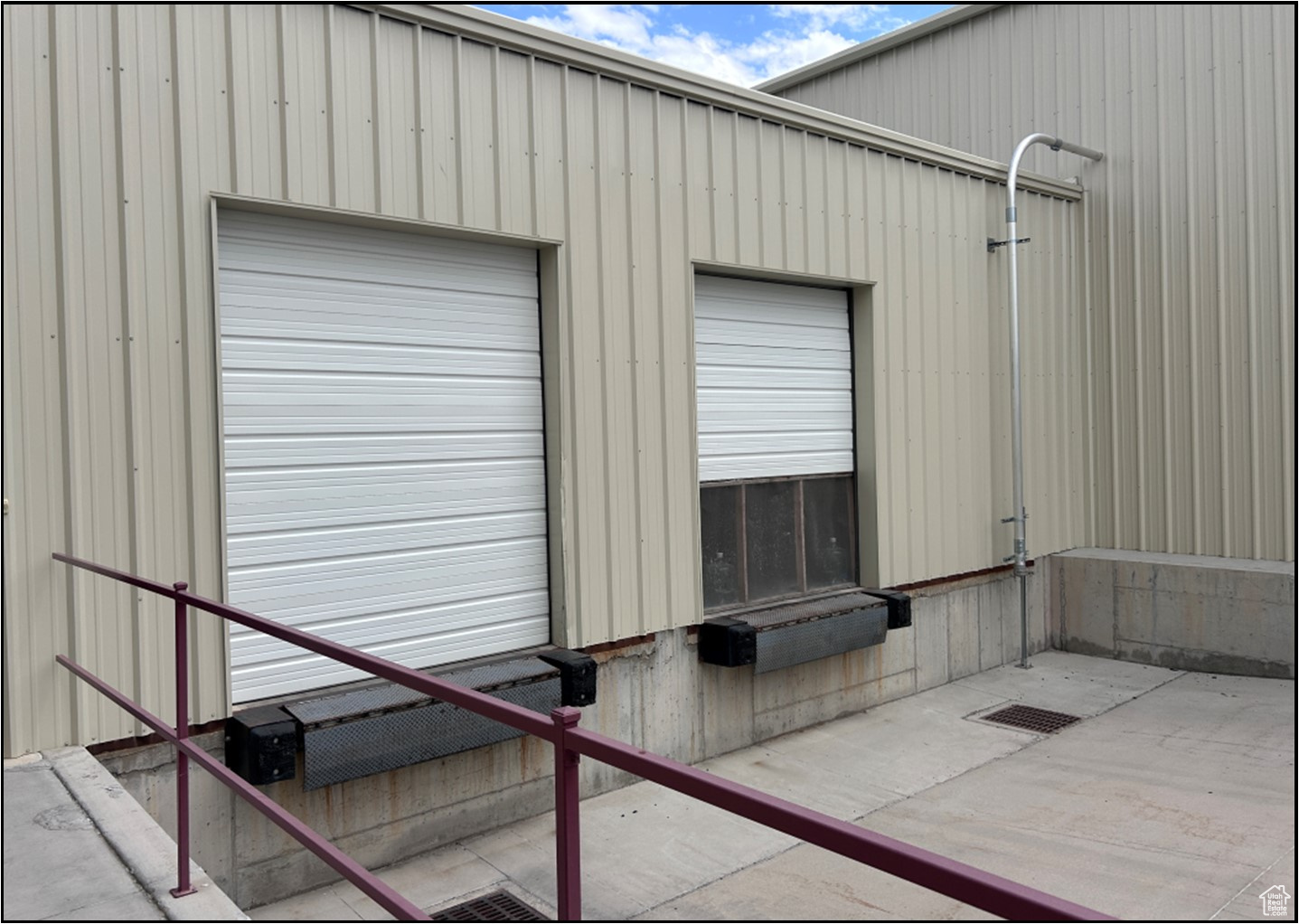 PARK - Commercial Sale