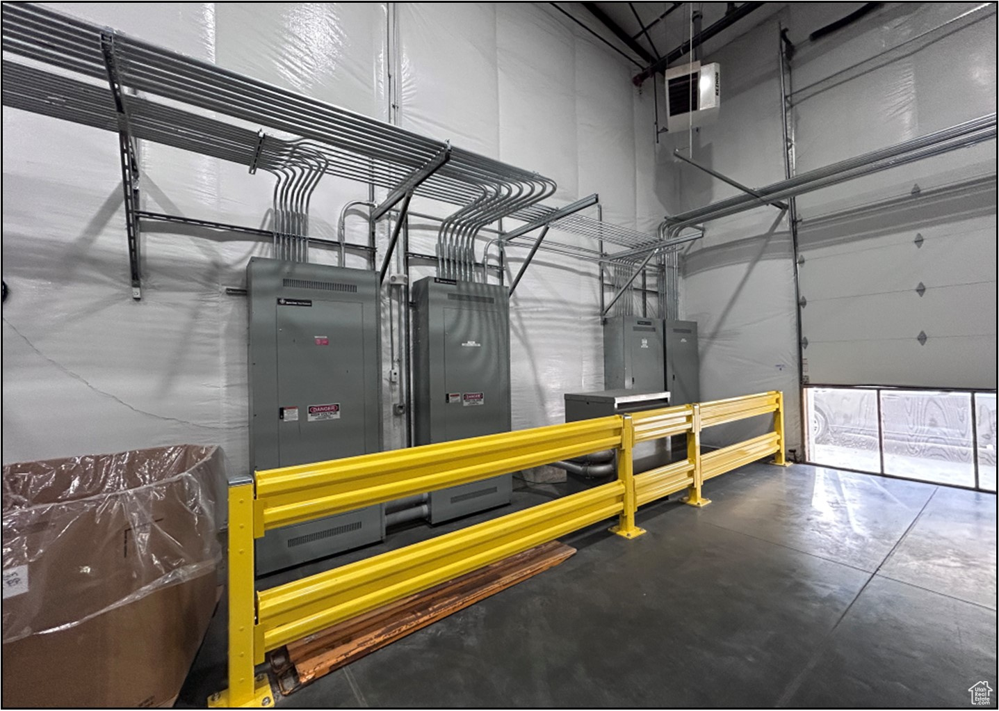 PARK - Commercial Sale