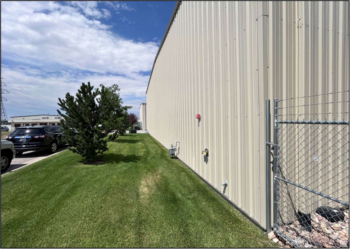 PARK - Commercial Sale