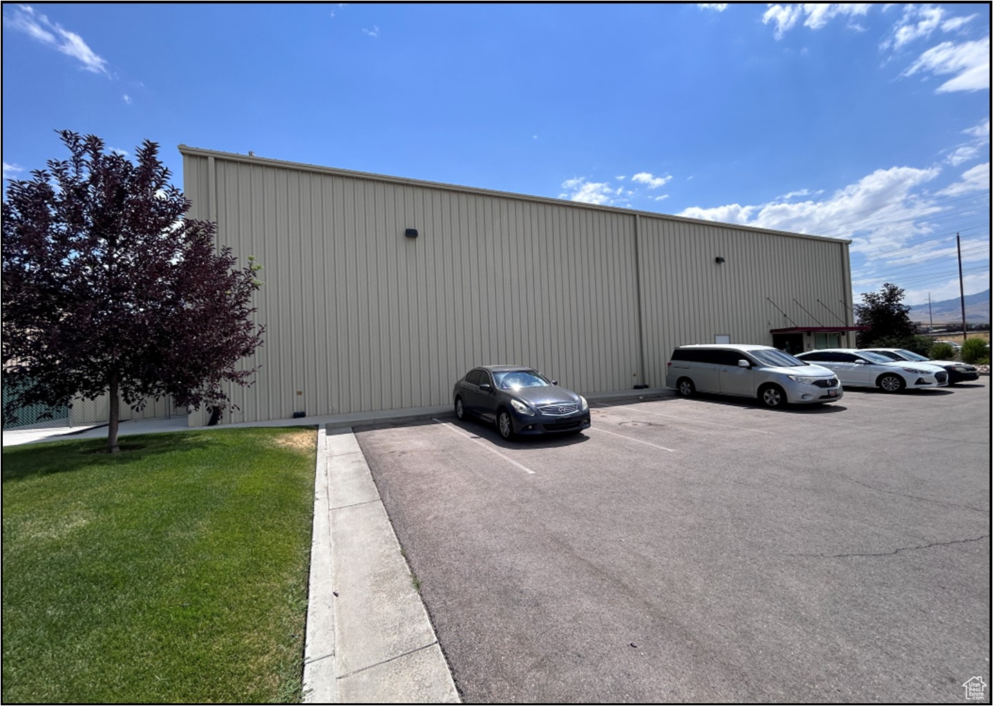 PARK - Commercial Sale