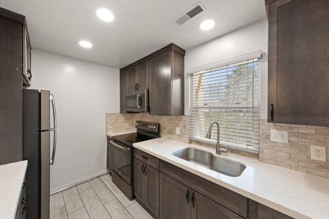 Tiny photo for 301 S 1200 E #31, Saint George, UT 84790 (MLS # 2142073)