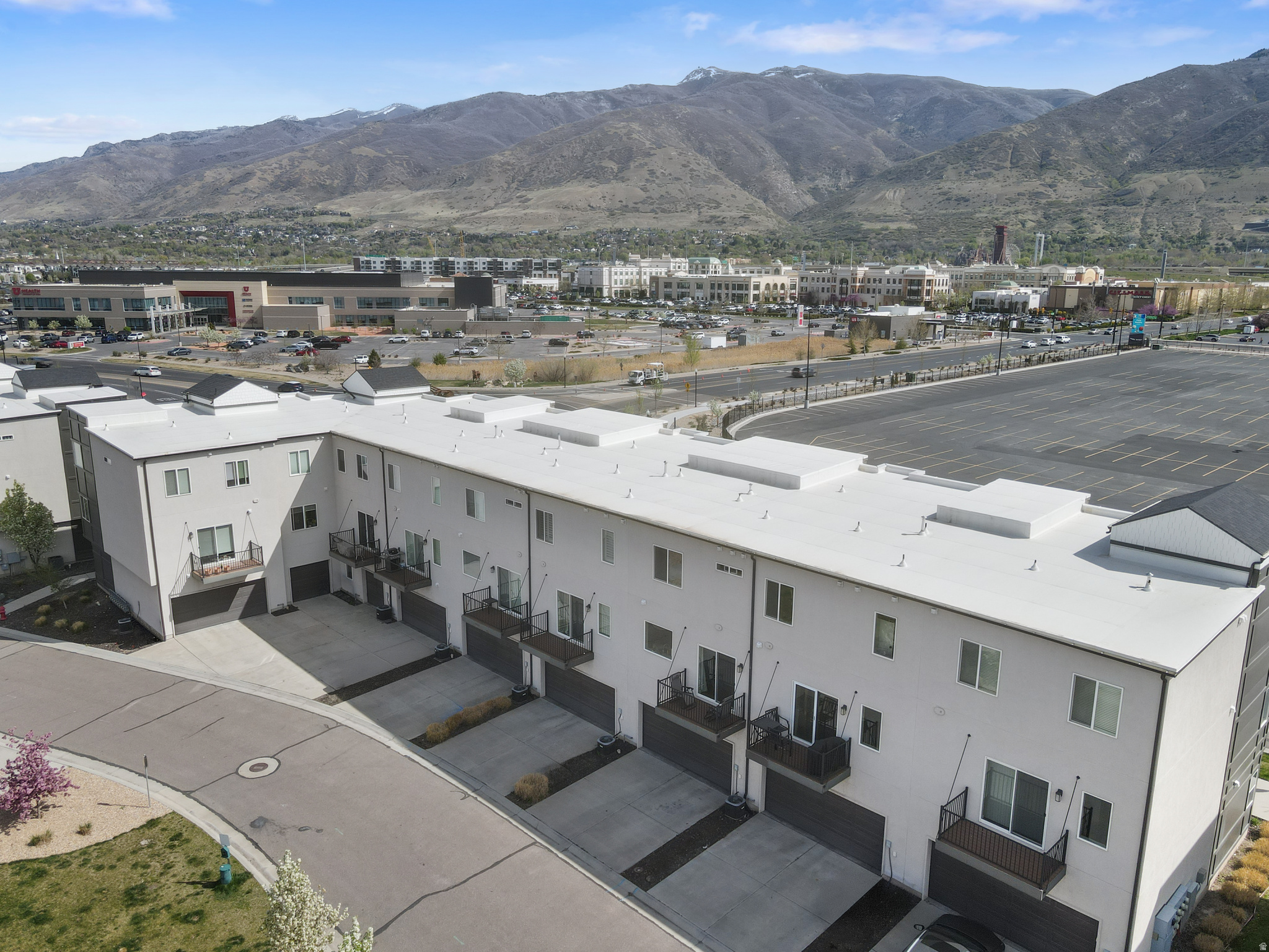 AVENUES AT STATION - Residential