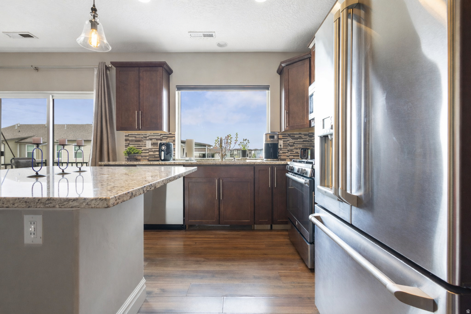 AVENUES AT STATION - Residential