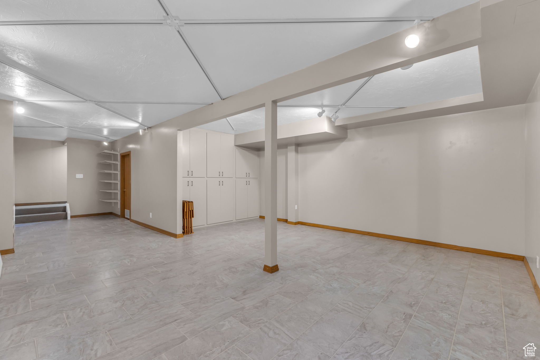 BENCHMARK - Residential