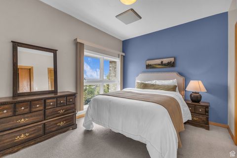Tiny photo for 2457 S SCENIC DR, Salt Lake City, UT 84109 (MLS # 2110804)