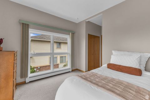 Tiny photo for 2457 S SCENIC DR, Salt Lake City, UT 84109 (MLS # 2110804)
