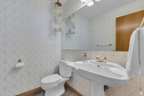 Tiny photo for 2457 S SCENIC DR, Salt Lake City, UT 84109 (MLS # 2110804)