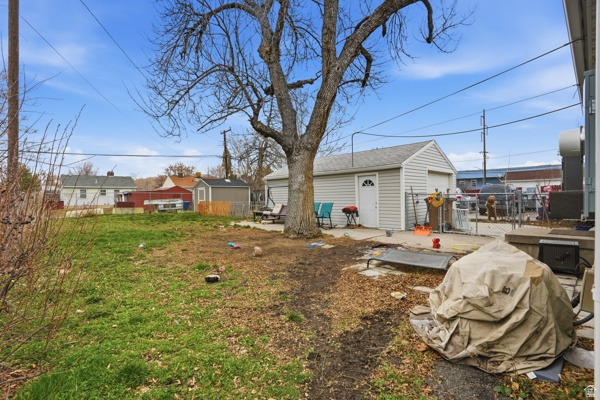 MUSCATINE PL - Residential