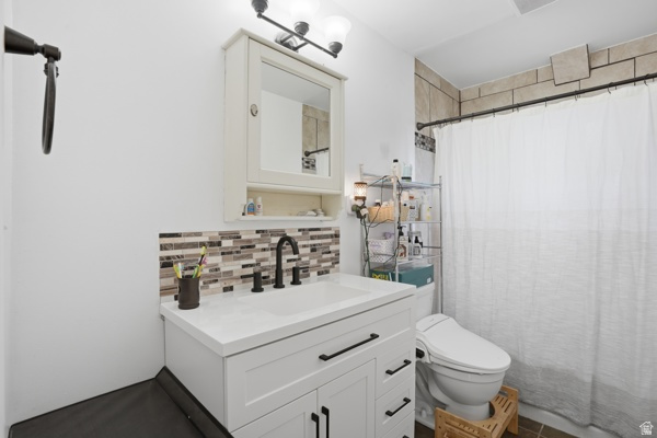 MUSCATINE PL - Residential