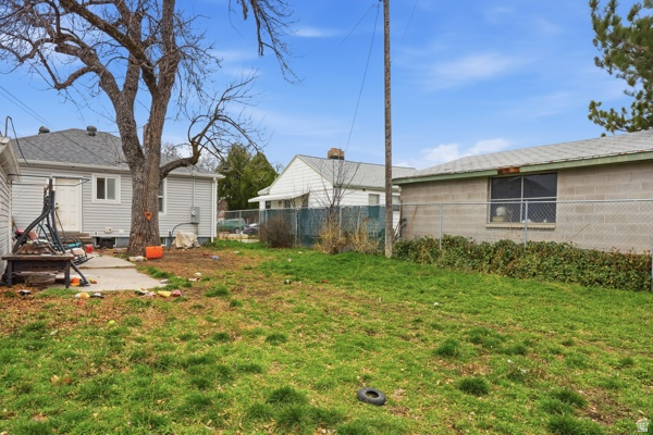 MUSCATINE PL - Residential