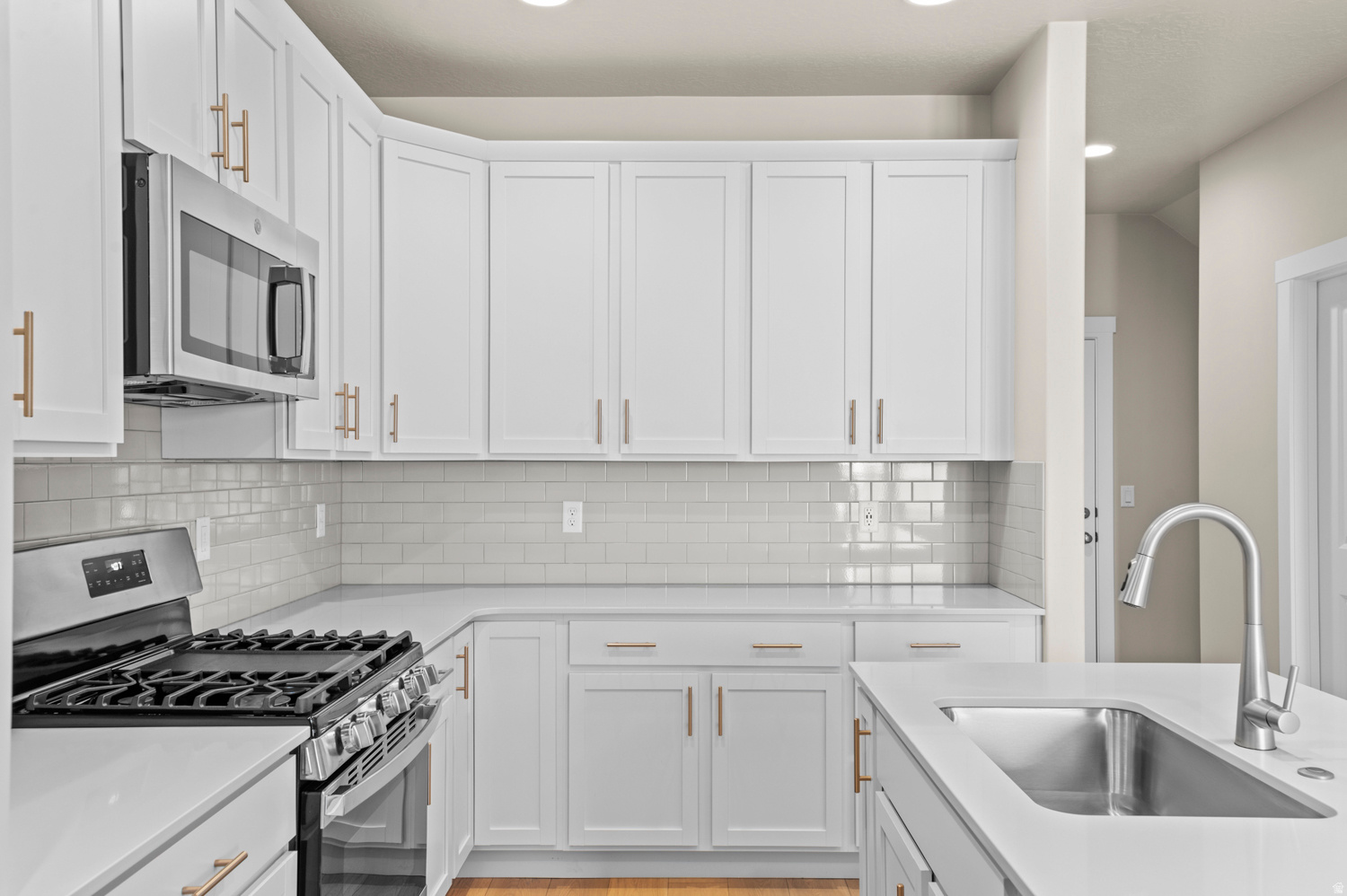 DRY CREEK HIGHLANDS TOWNS 175 - Residential