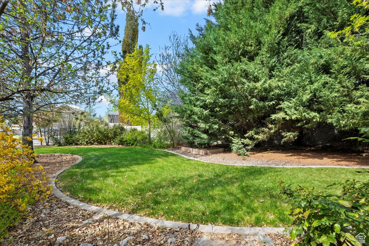 3072 S 1065, Syracuse, Utah image 37
