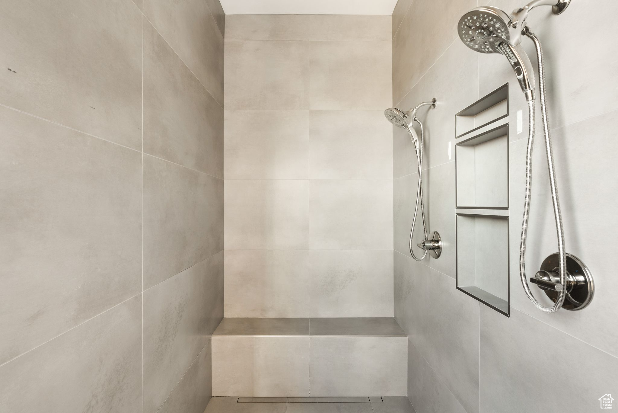 LEDGES OF ST GEORGE PH 6 - Residential