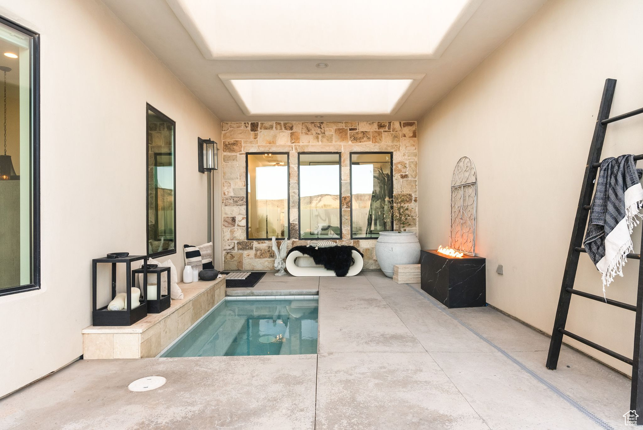 LEDGES OF ST GEORGE PH 6 - Residential
