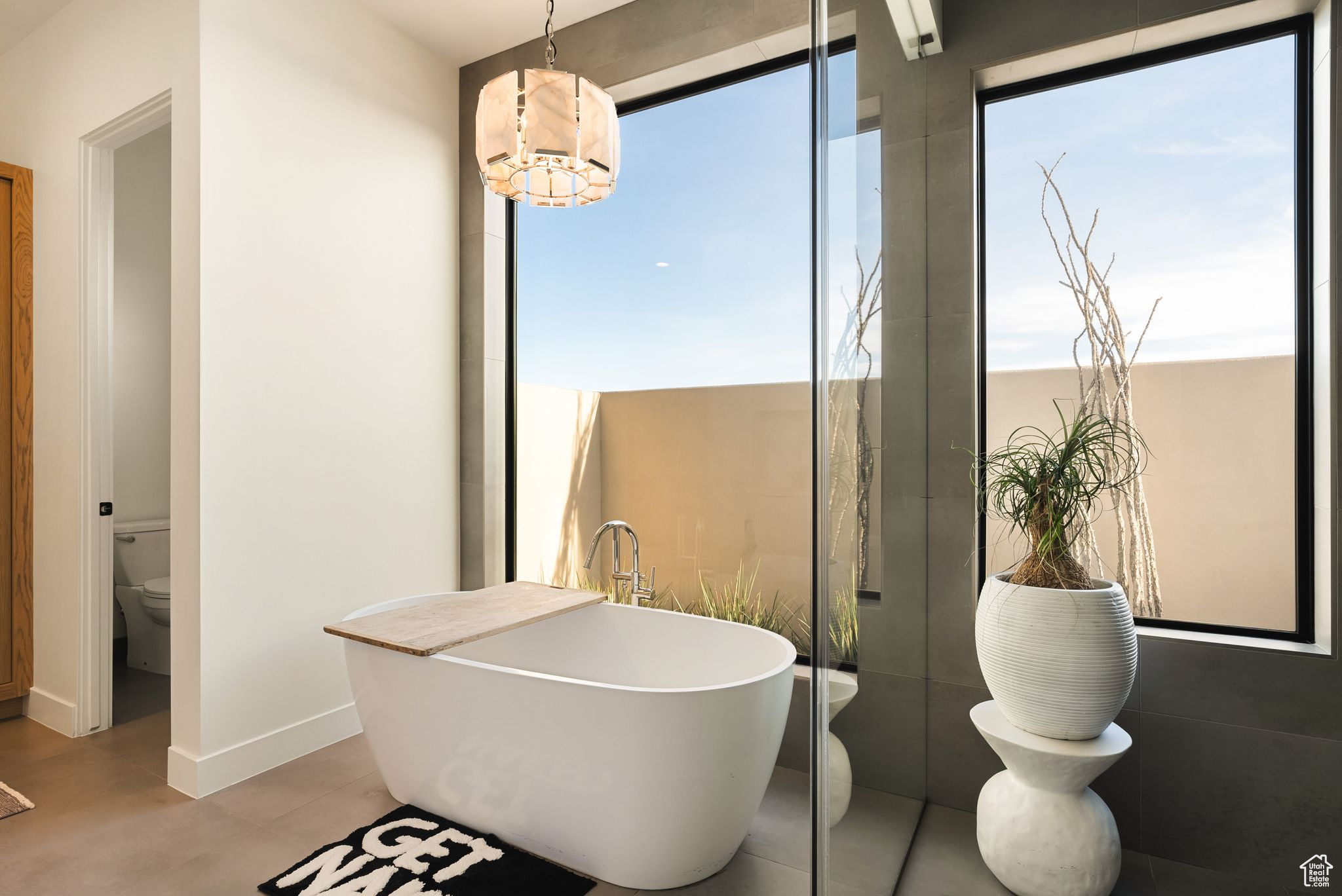 LEDGES OF ST GEORGE PH 6 - Residential
