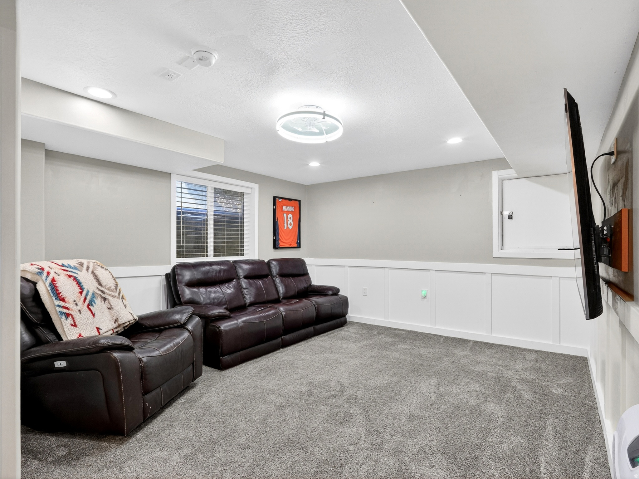 OAKCREST ON MUTTON HOLLOW - Residential