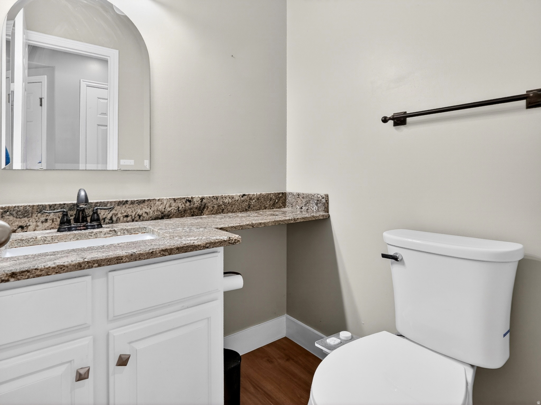 OAKCREST ON MUTTON HOLLOW - Residential