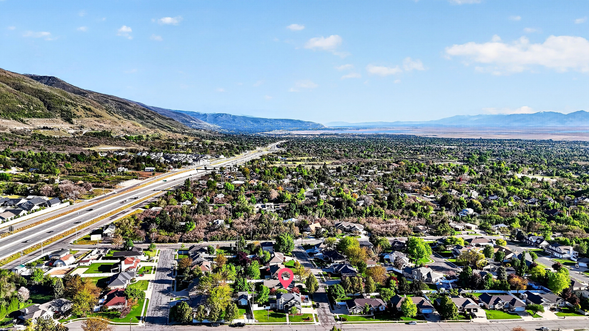 OAKCREST ON MUTTON HOLLOW - Residential