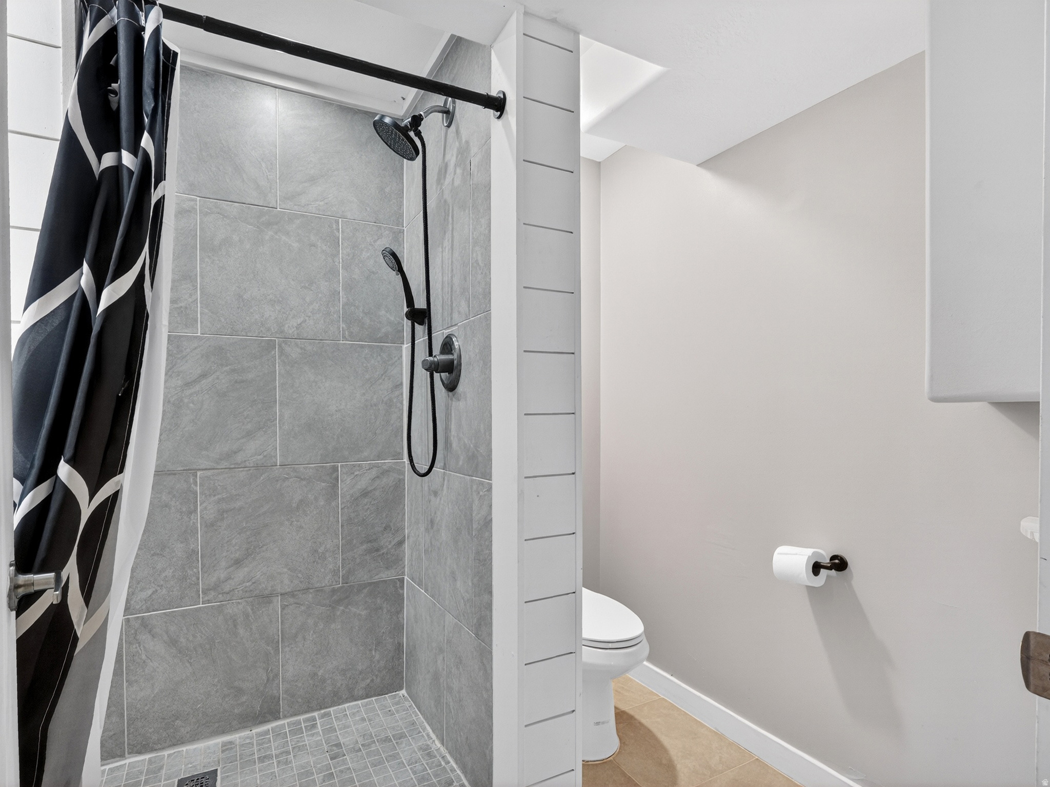 OAKCREST ON MUTTON HOLLOW - Residential