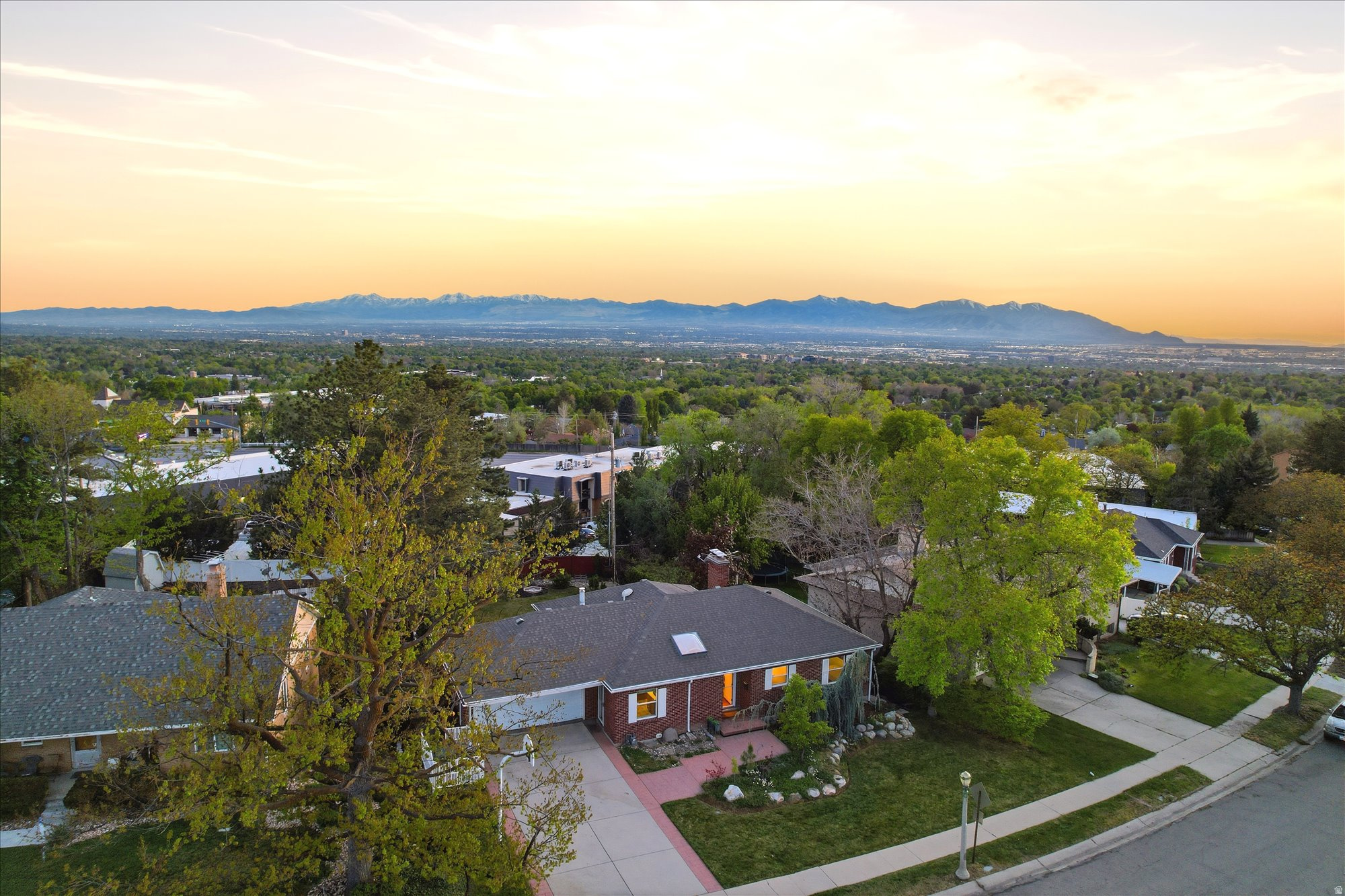 SKYLINE HEIGHTS - Residential