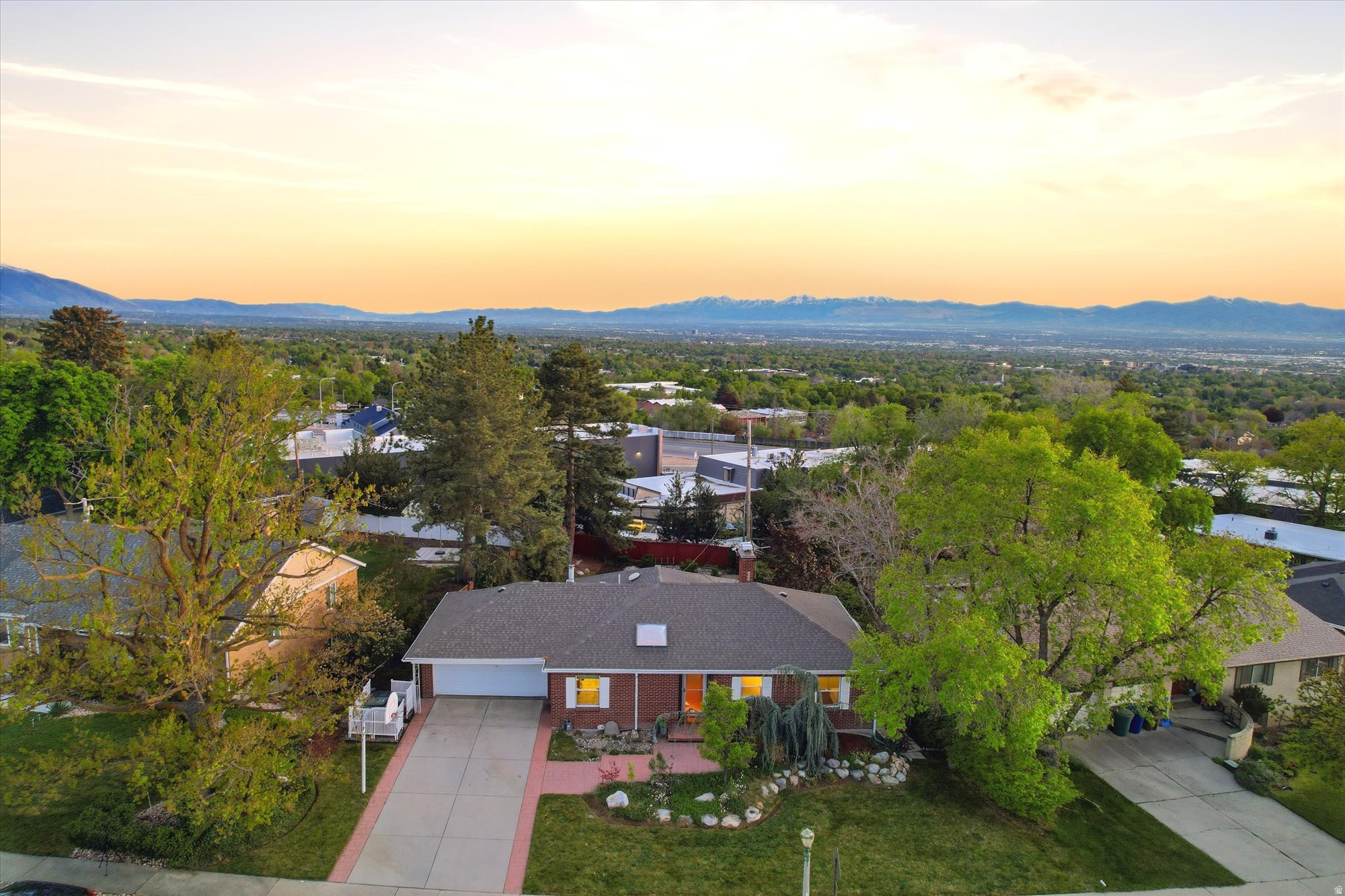 SKYLINE HEIGHTS - Residential