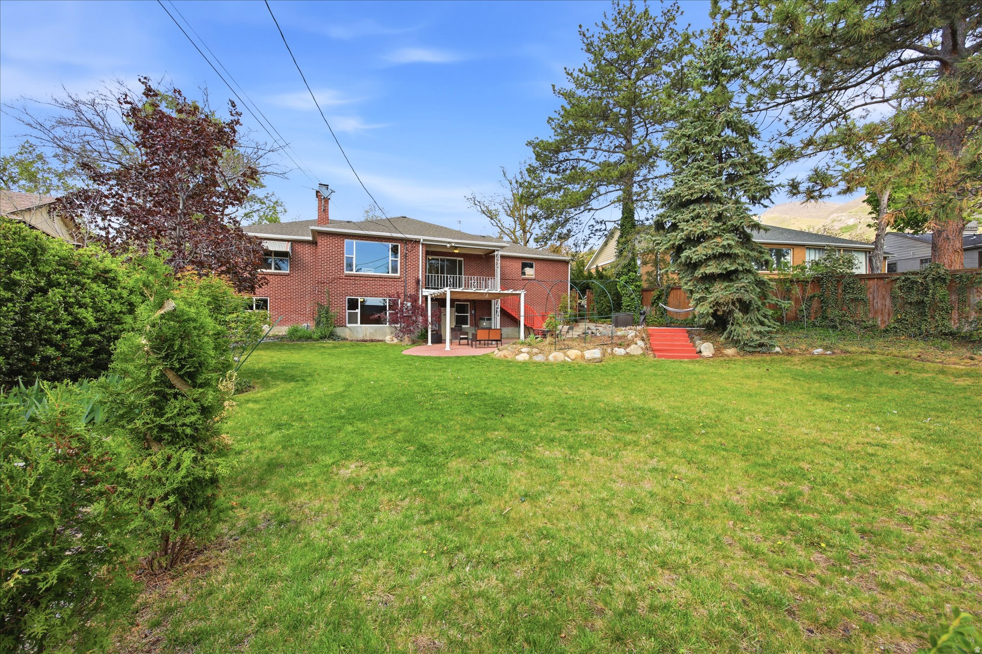 SKYLINE HEIGHTS - Residential
