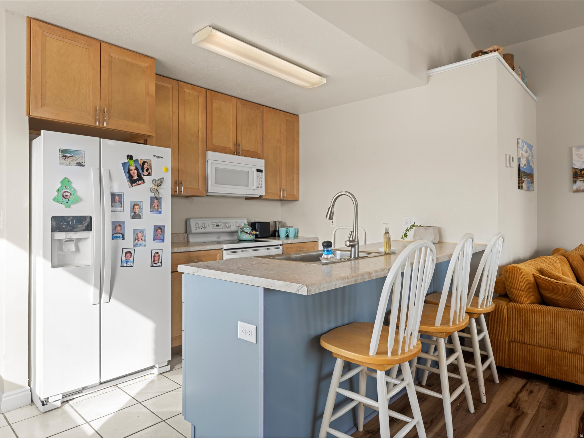 LAKE MEADOW - Residential