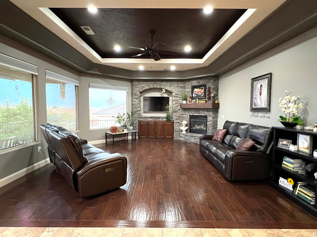 ESCALERA PH 2 - Residential