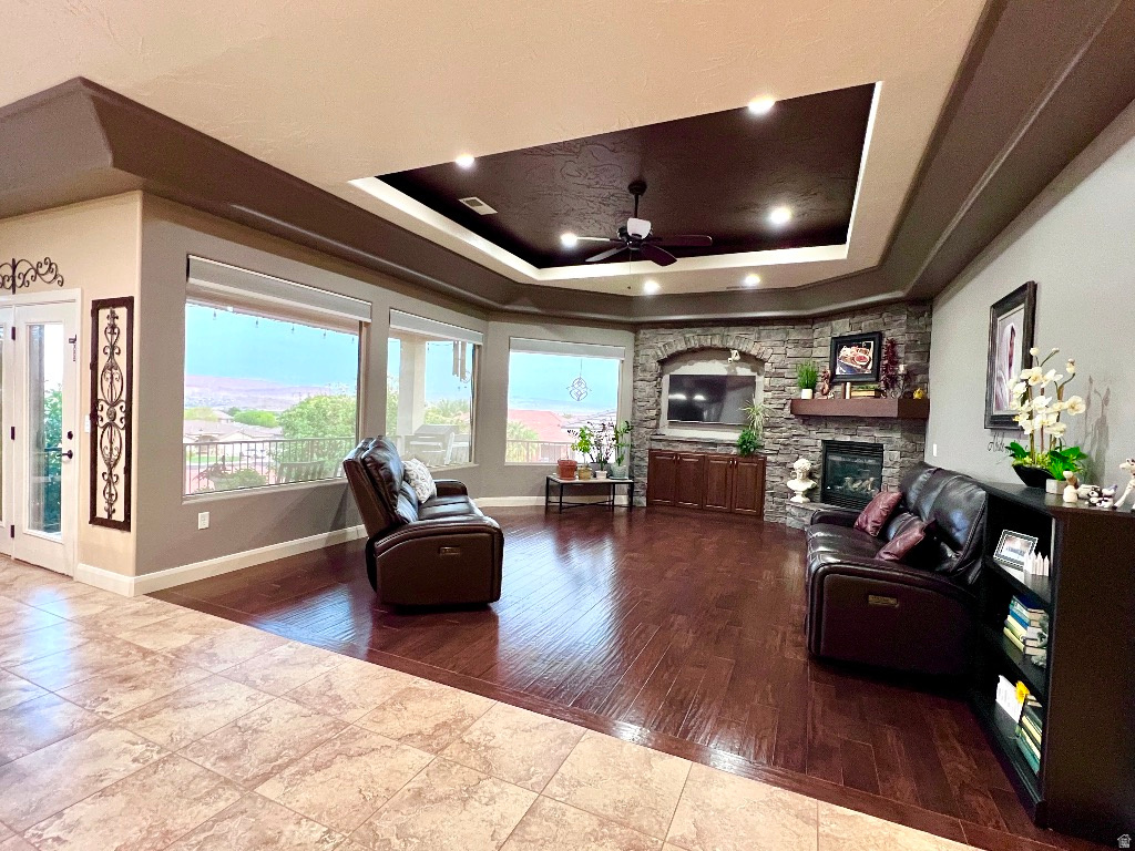 ESCALERA PH 2 - Residential