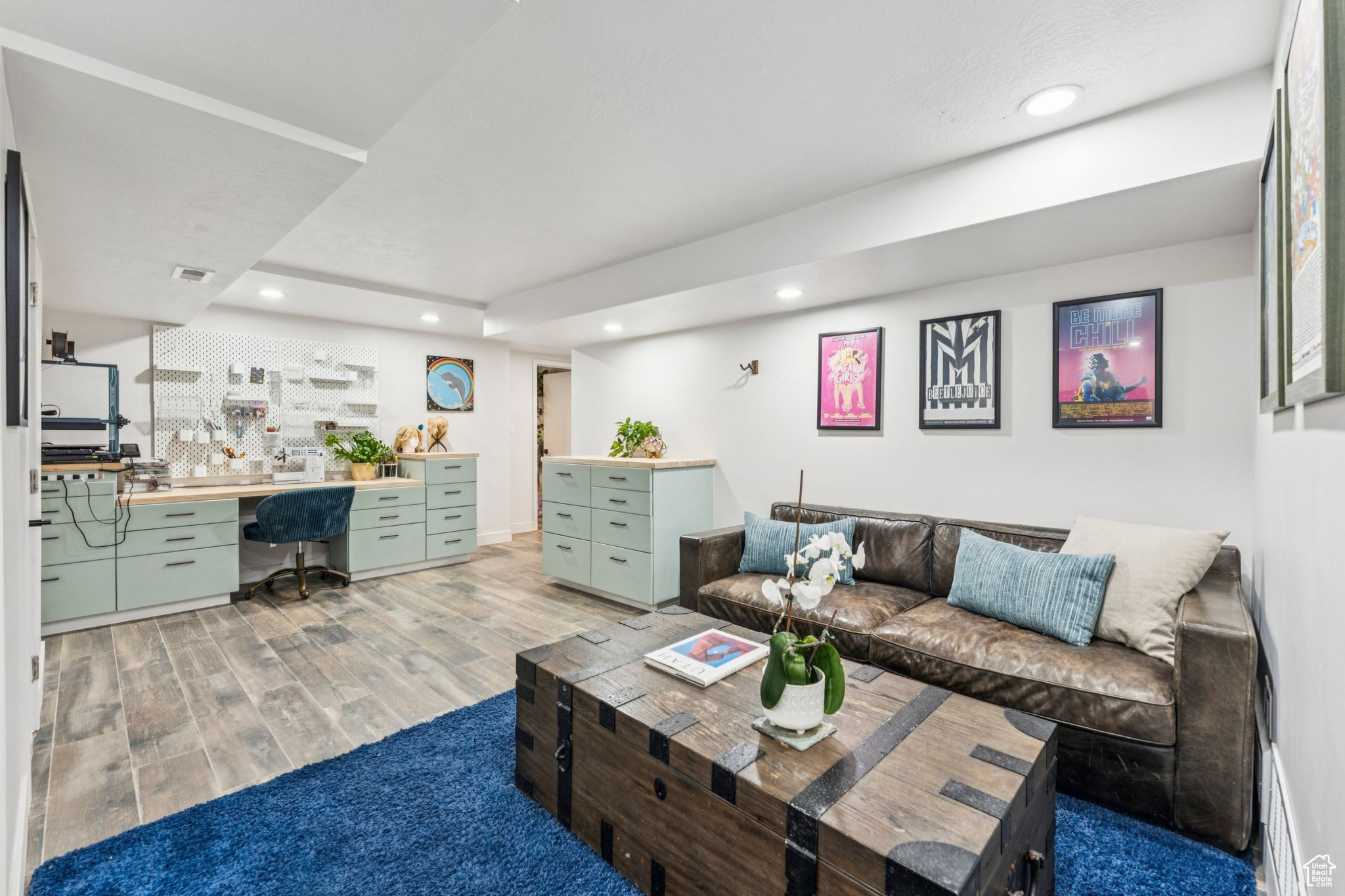 Salt Lake City, Utah 84108, United States, 4 Bedrooms Bedrooms, ,3 BathroomsBathrooms,Residential,Pending,186944