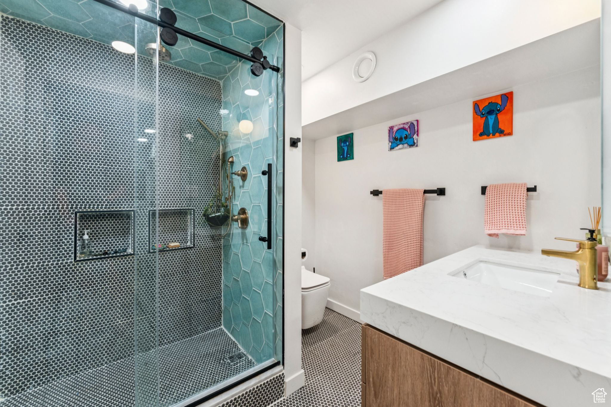 Salt Lake City, Utah 84108, United States, 4 Bedrooms Bedrooms, ,3 BathroomsBathrooms,Residential,Pending,186944