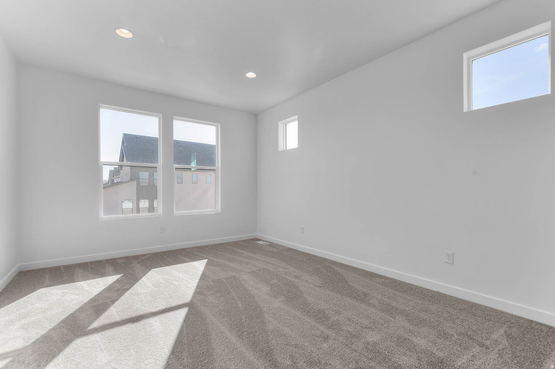 BROADVIEW SHORES COTTAGE 801 - Residential