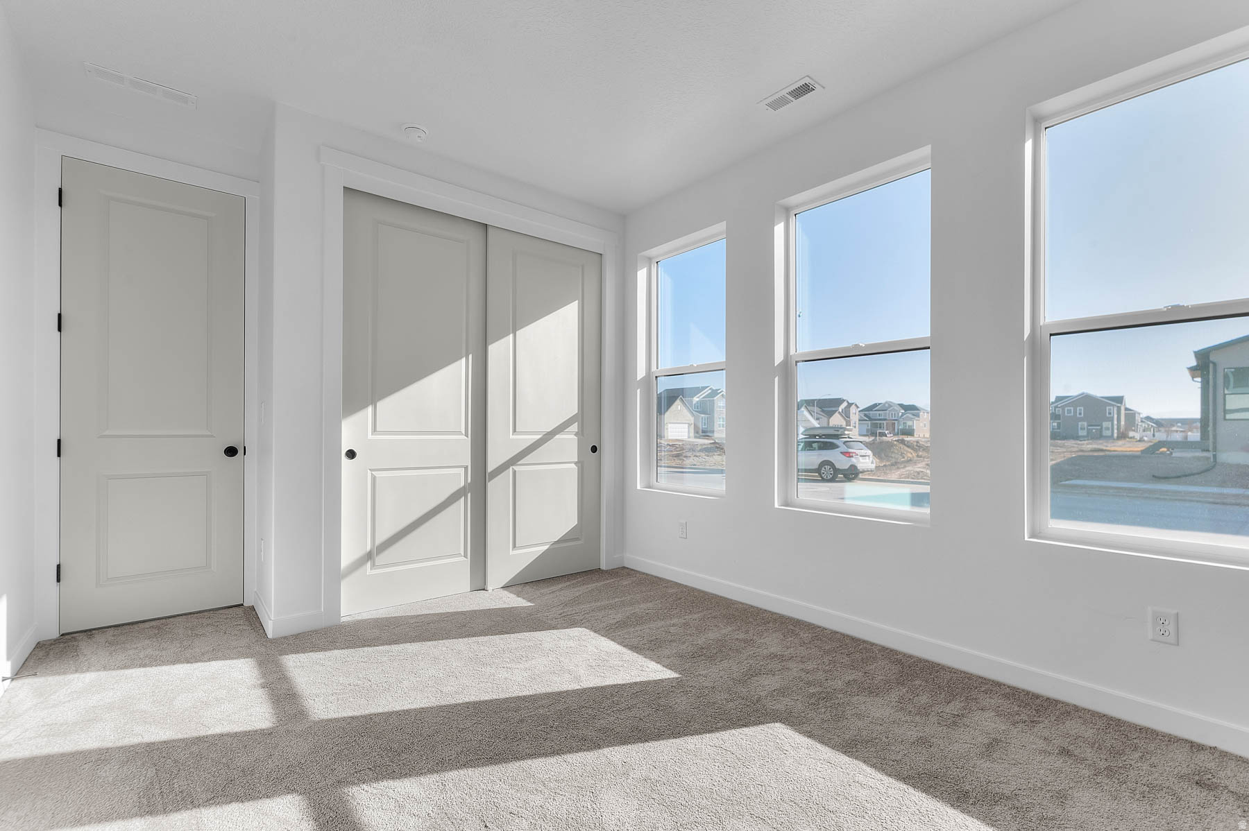 BROADVIEW SHORES COTTAGE 801 - Residential