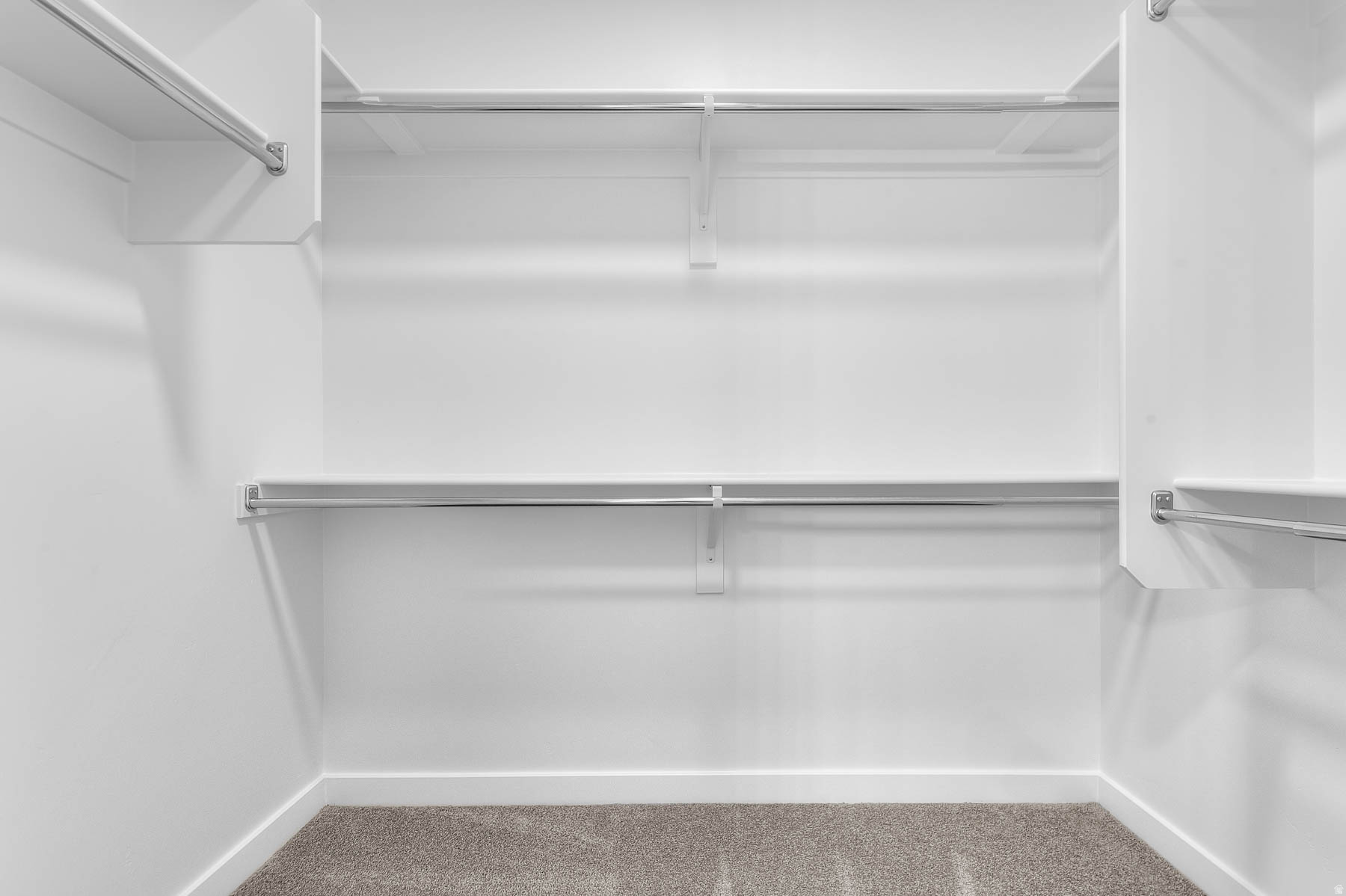 BROADVIEW SHORES COTTAGE 801 - Residential