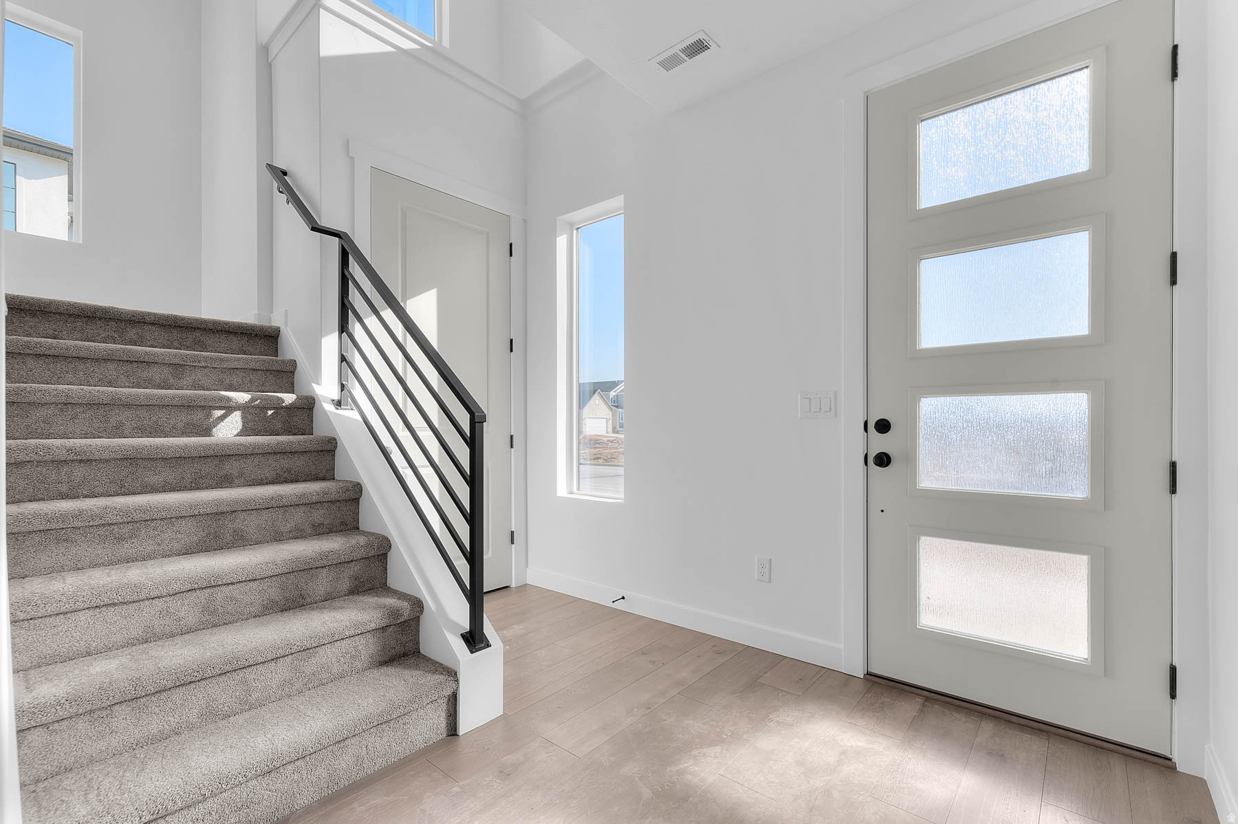 BROADVIEW SHORES COTTAGE 801 - Residential