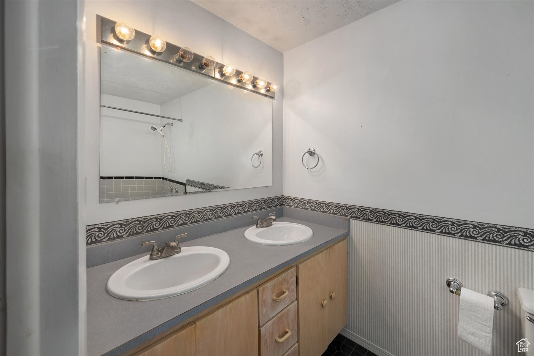 327 W 350, Kaysville, Utah image 38